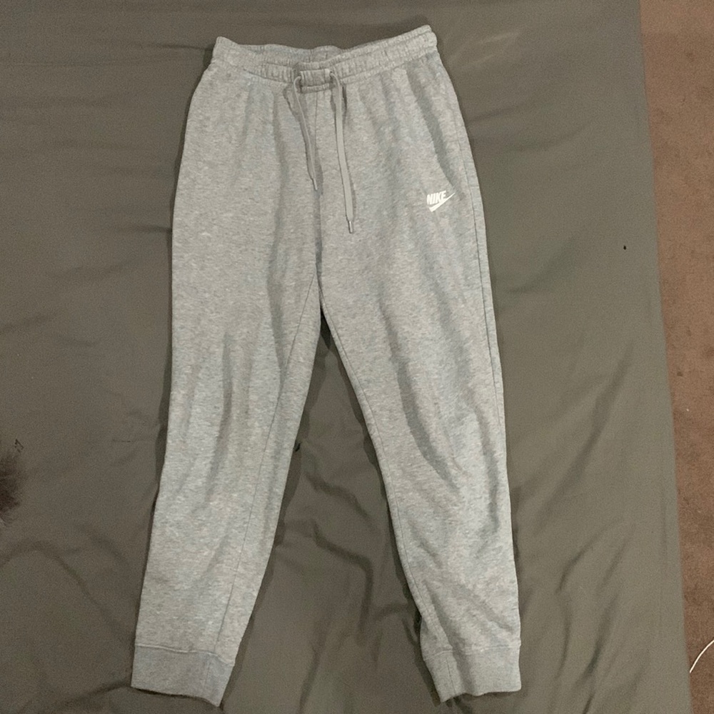 Nike sweat pants/ joggers